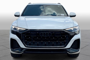 2024 Audi Q8