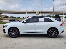 2021 Audi Q8