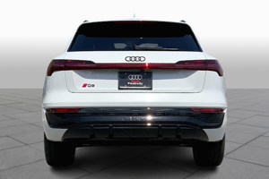 2024 Audi Q8 e-tron