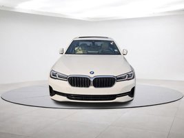 2023 BMW 530e Plug In Hybrid w/ Nav &amp;amp; Sunroof