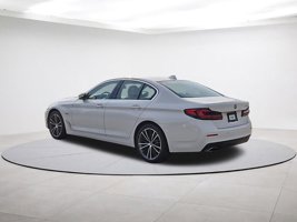 2023 BMW 530e Plug In Hybrid w/ Nav &amp;amp; Sunroof