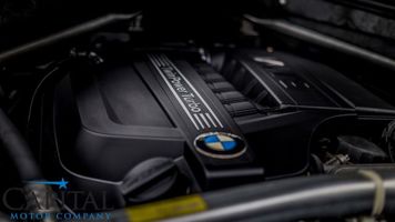2013 BMW X5 xDrive35i AWD SUV with Navigation,