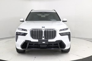 2024 BMW X7