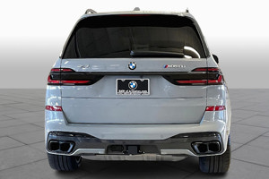 2024 BMW X7