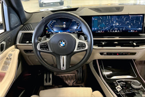 2024 BMW X7