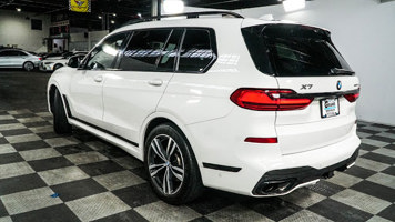 2021 BMW X7