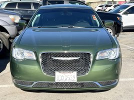 2018 Chrysler 300