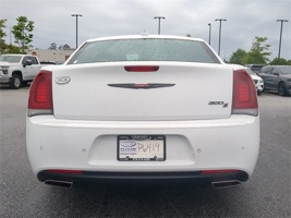 2021 Chrysler 300