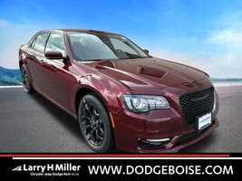 2023 Chrysler 300