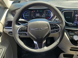 2022 Chrysler Pacifica Hybrid