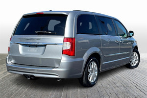 2015 Chrysler Town &amp;amp; Country