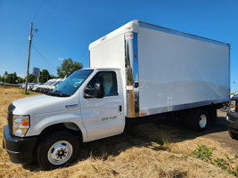 2022 Ford E-450SD