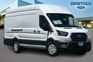 2023 Ford E-Transit-350