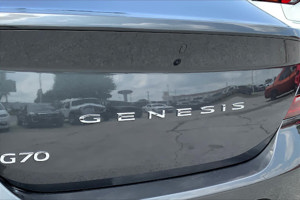 2023 Genesis G70