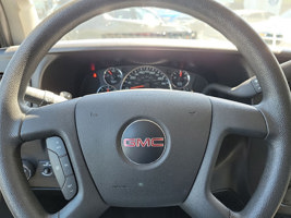 2022 GMC Savana 2500