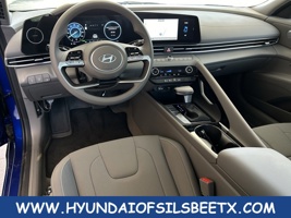 2024 Hyundai Elantra Hybrid