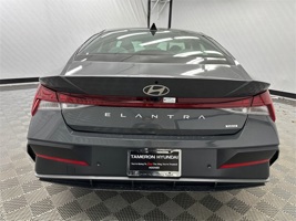 2024 Hyundai Elantra Hybrid