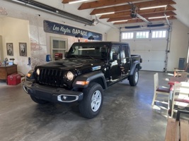 2023 Jeep Gladiator