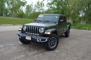 2023 Jeep Gladiator