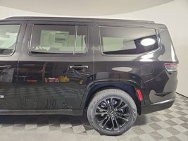 2024 Jeep Grand Wagoneer