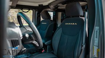 2013 Jeep Wrangler Unlimited Sahara 4x4 w/35&amp;quot; Tire