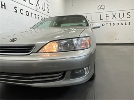 2001 Lexus ES