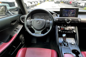 2023 Lexus IS