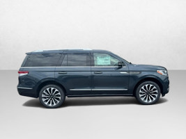 2024 Lincoln Navigator