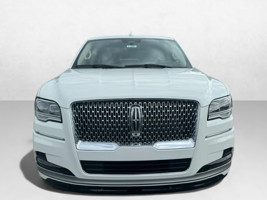 2024 Lincoln Navigator