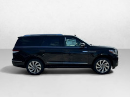 2024 Lincoln Navigator