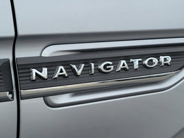 2024 Lincoln Navigator