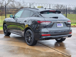 2022 Maserati Levante