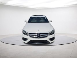 2019 Mercedes Benz E300 w/ Nav &amp;amp; Sunroof