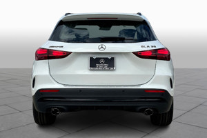 2024 Mercedes Benz GLA