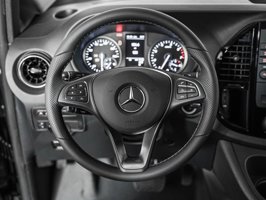 2022 Mercedes Benz Metris Passenger Van