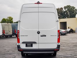 2024 Mercedes Benz Sprinter