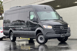 2024 Mercedes Benz SPRINTER 3500