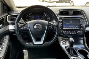 2016 Nissan Maxima