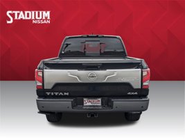 2022 Nissan Titan