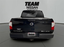 2021 Nissan Titan