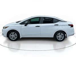 2022 Nissan VERSA