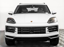 2024 Porsche Cayenne