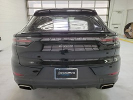 2021 Porsche Cayenne Coupe