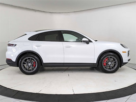 2024 Porsche Cayenne Coupe