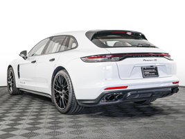 2023 Porsche Panamera