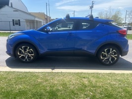 2022 Toyota C-HR XLE