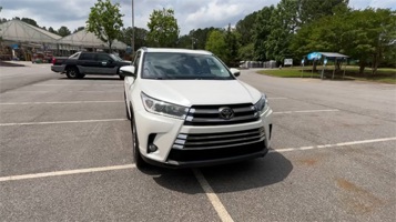 2017 Toyota Highlander