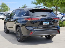 2024 Toyota Highlander