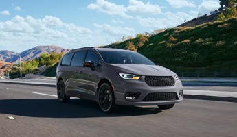 The 2024 Chrysler Pacifica: Trim Levels, Features, and Market Comparison