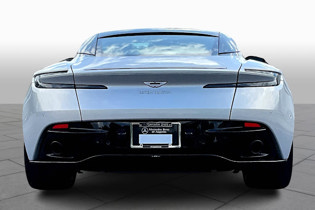 2021 Aston Martin DB11